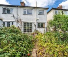 3 Bedroom house, Park Road, HP1 - 14