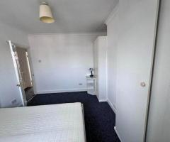 Double bedroom for rent