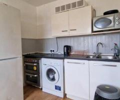 1 bed for rent Borehamwood All utility bills included